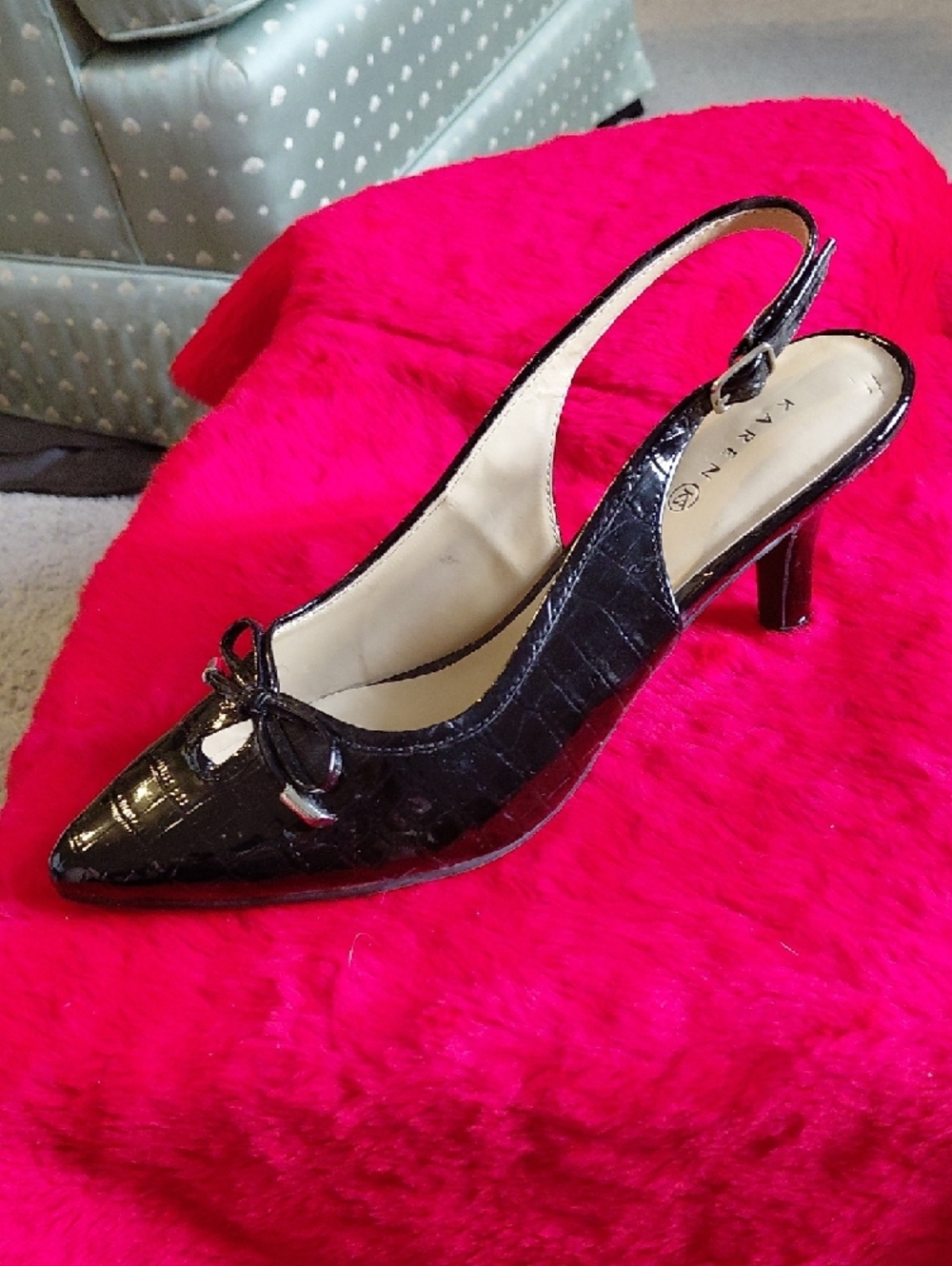 Karen Scott Black Patent Croc-Embossed Slingback Pointed Flats